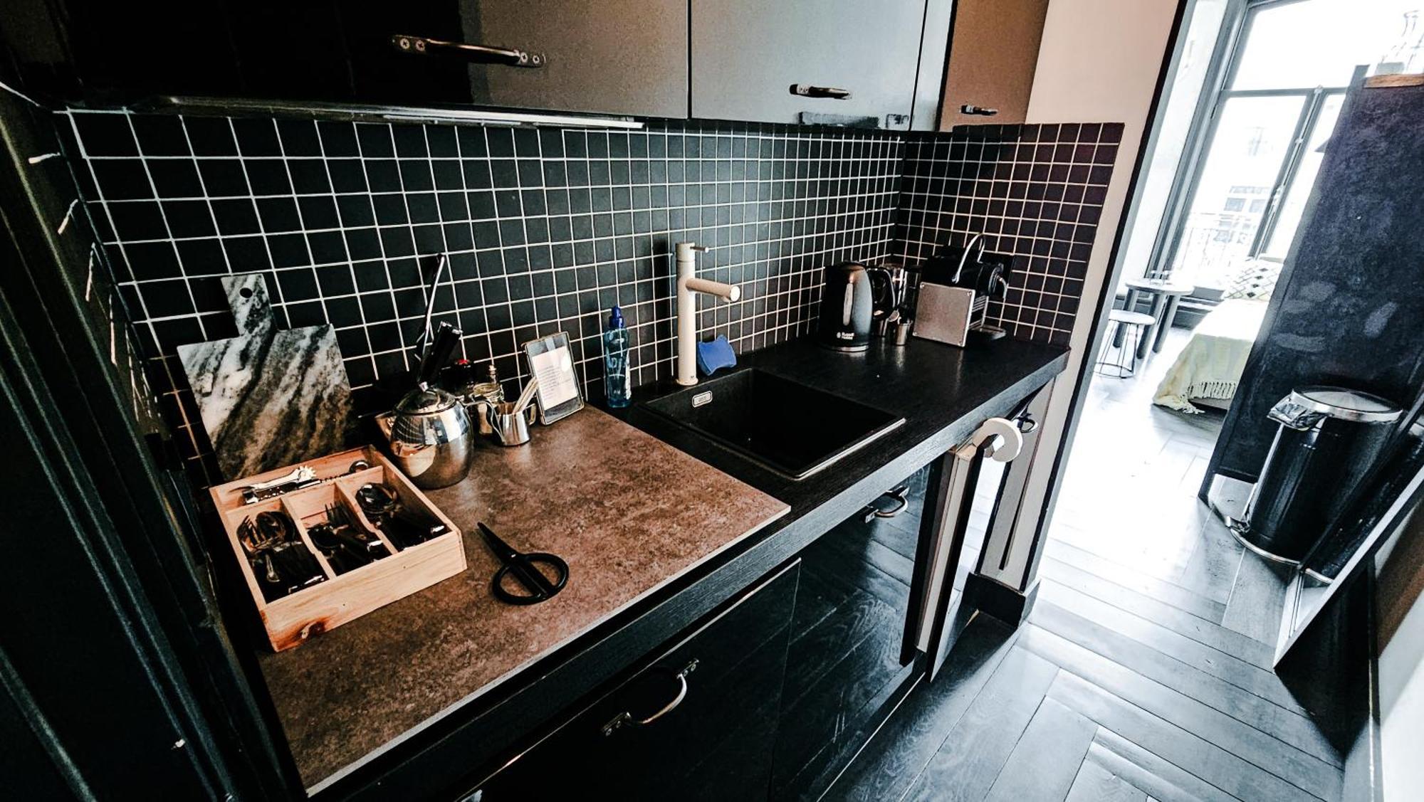 The Black Beauty Private Studio With Canal View From 1799 Amsterdam Exterior foto